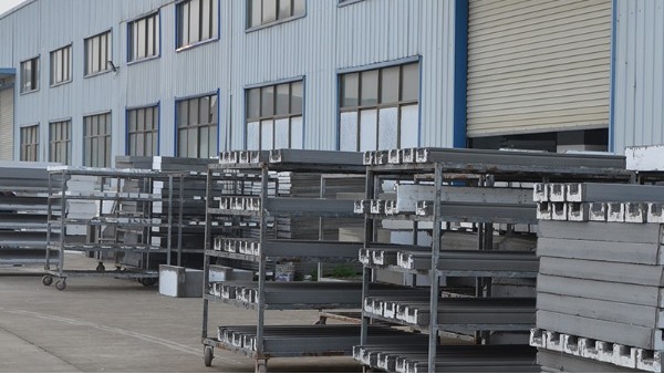 使用eps裝飾線條會出現(xiàn)哪些誤差