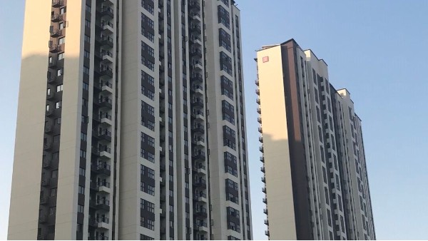 真石漆膩?zhàn)油鈮κ┕げ襟E